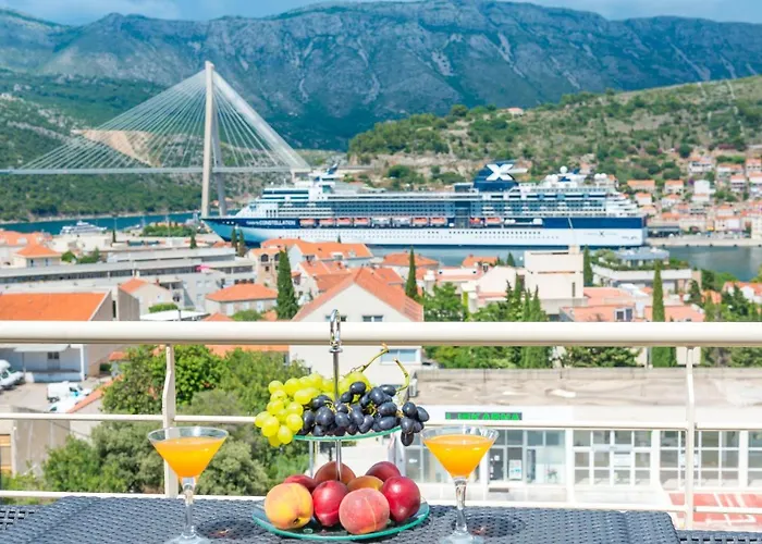 Topdeck Exclusive Apartment